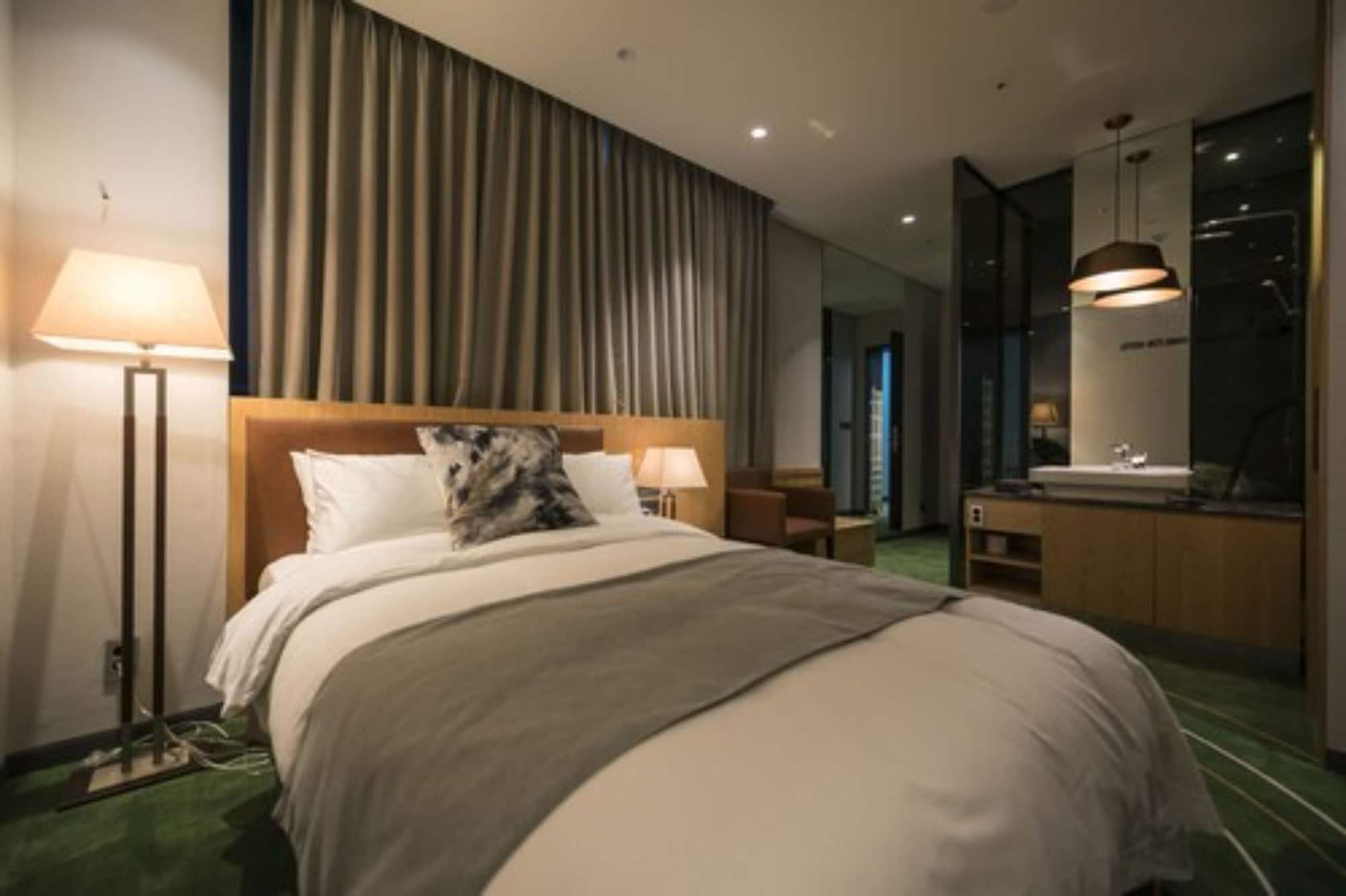 Best Louis Hamilton Hotel Changwon Exterior foto
